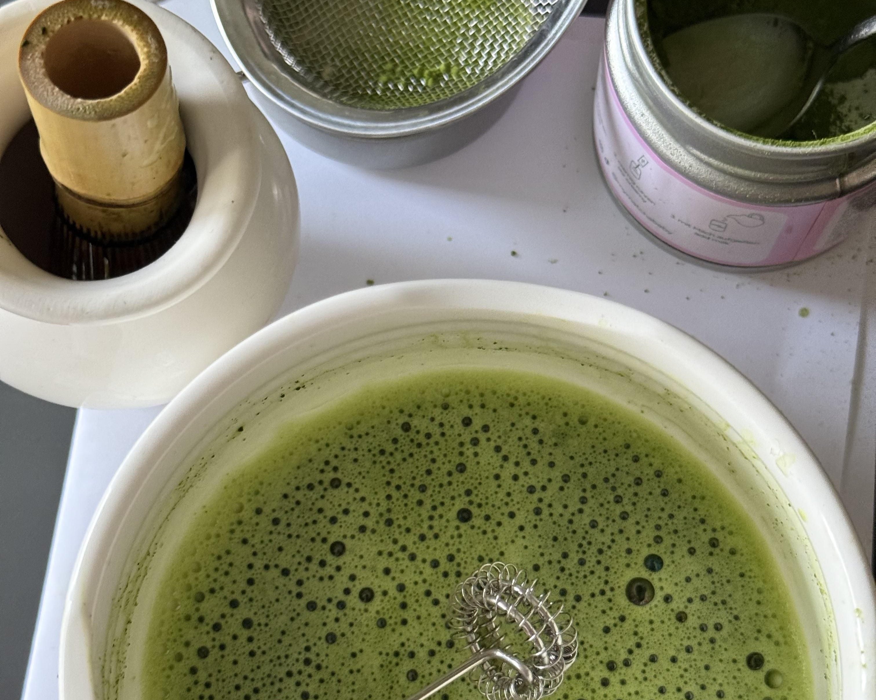 Matcha Kalorien: Nährwerte & Kalorienvergleich